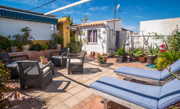 Sale - Apartment / flat -
Alicante - La Florida