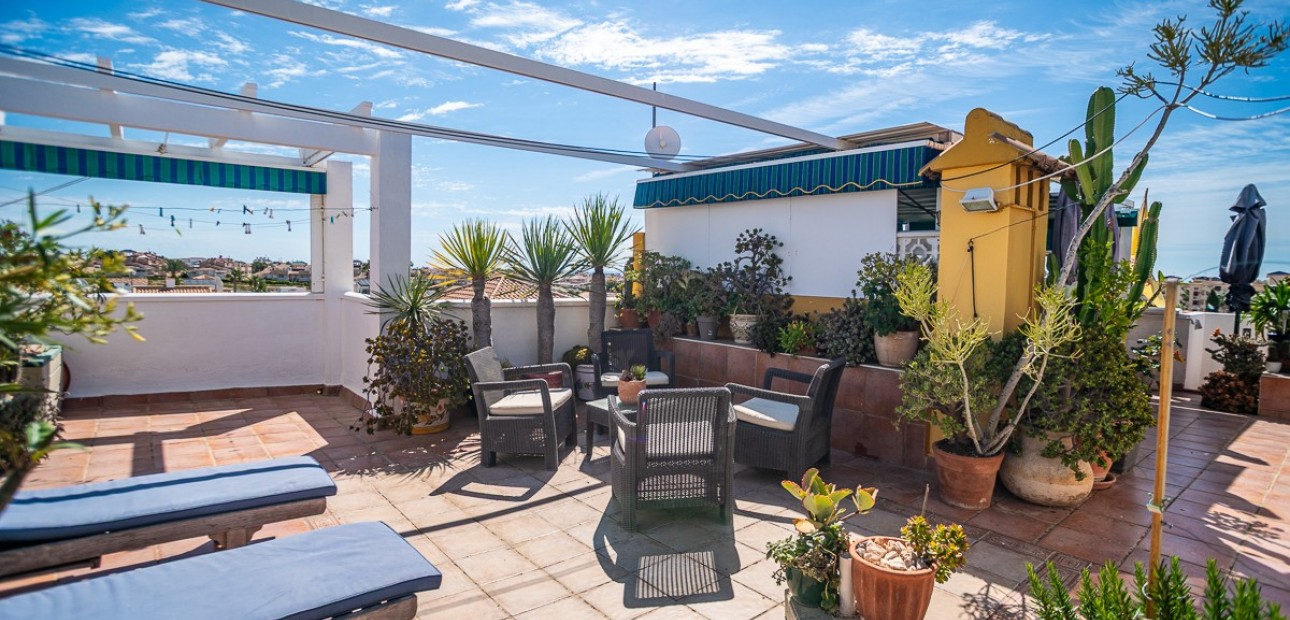 Sale - Apartment / flat -
Alicante - La Florida