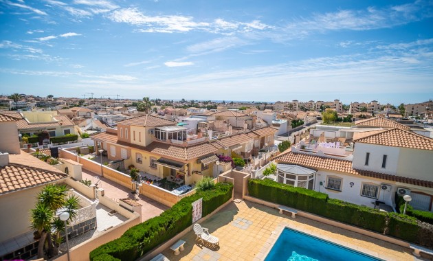 Sale - Apartment / flat -
Alicante - La Florida
