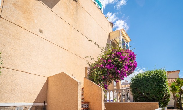 Sale - Apartment / flat -
Alicante - La Florida