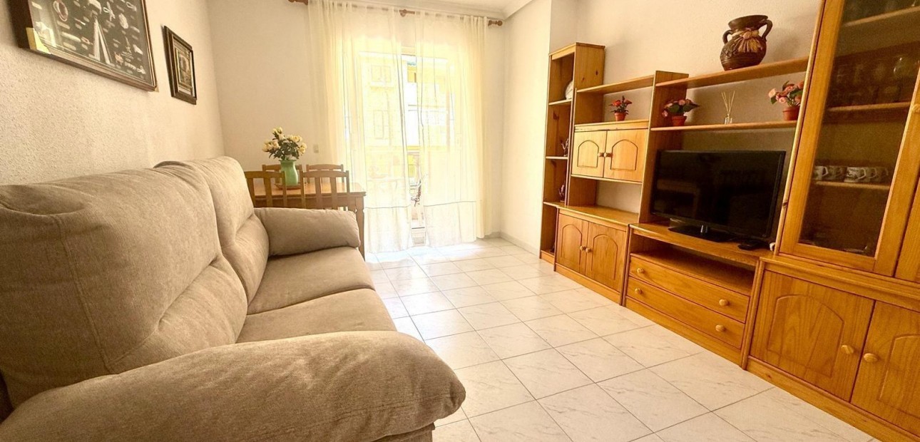 Sale - Apartment / flat -
Torrevieja - Los Europeos