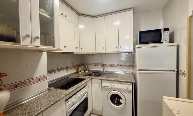 Sale - Apartment / flat -
Torrevieja - Los Europeos