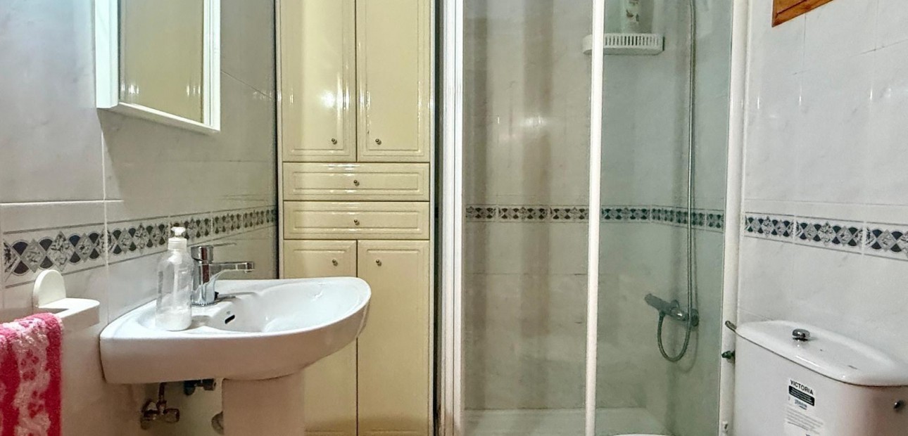 Sale - Apartment / flat -
Torrevieja - Los Europeos