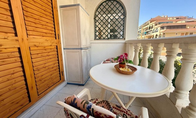 Sale - Apartment / flat -
Torrevieja - Los Europeos