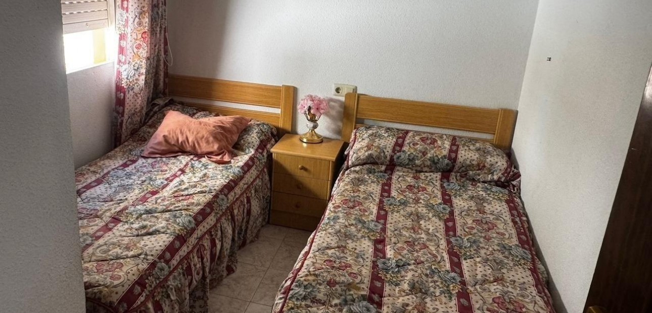 Herverkoop - Appartement / flat -
Torrevieja - La Mata
