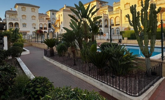 Herverkoop - Appartement / flat -
Torrevieja - La Mata