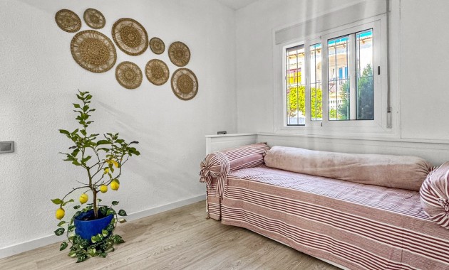 Sale - Apartment / flat -
Orihuela Costa - Los Balcones