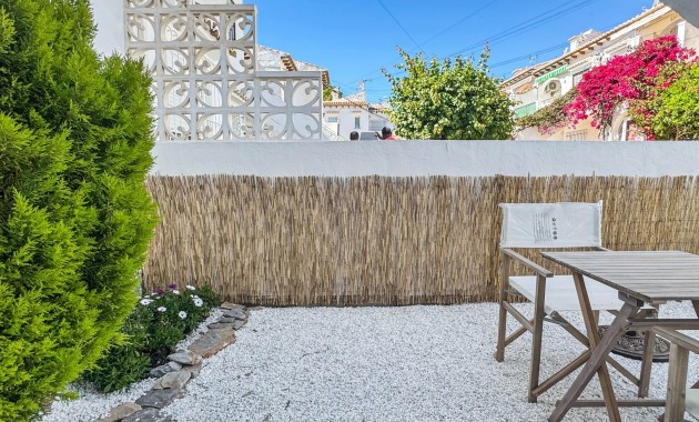 Sale - Apartment / flat -
Orihuela Costa - Los Balcones