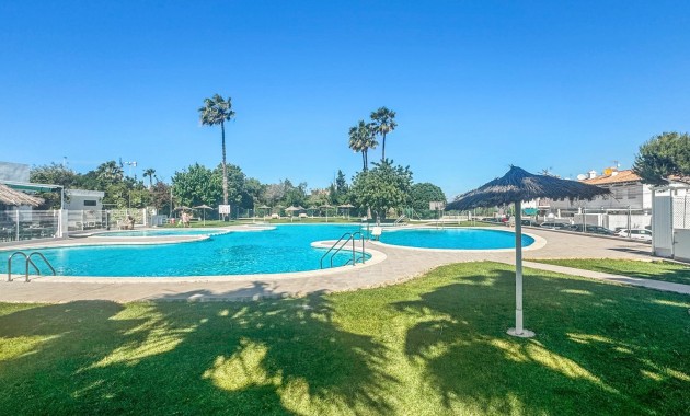 Sale - Apartment / flat -
Orihuela Costa - Los Balcones