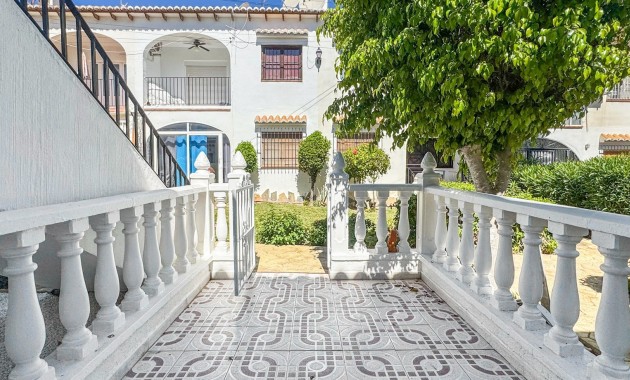 Sale - Apartment / flat -
Orihuela Costa - Los Balcones