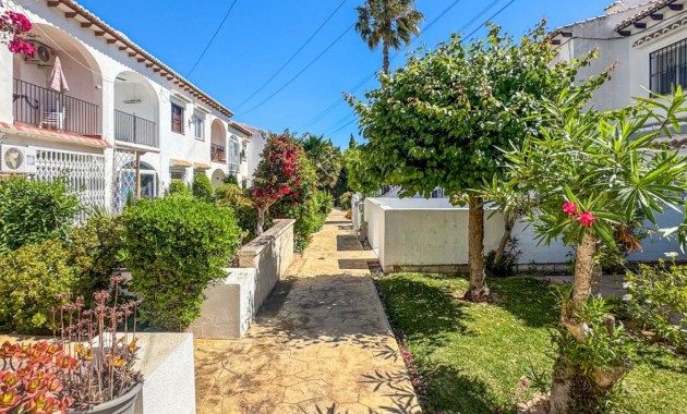 Sale - Apartment / flat -
Orihuela Costa - Los Balcones