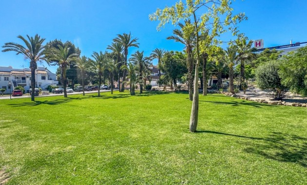 Sale - Apartment / flat -
Orihuela Costa - Los Balcones