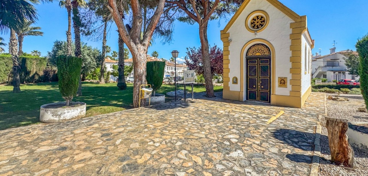 Sale - Apartment / flat -
Orihuela Costa - Los Balcones