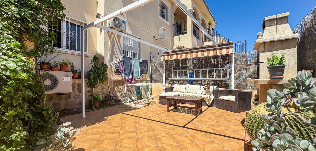 Sale - Townhouse -
Orihuela Costa - La Florida