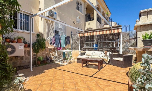 Sale - Townhouse -
Orihuela Costa - La Florida