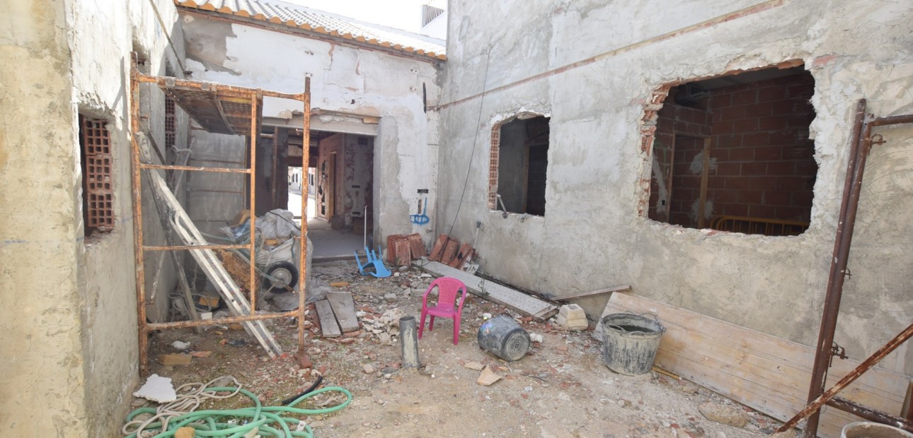 Sale - Bungalow -
Dolores - Dolores - Town
