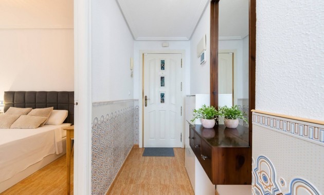 Sale - Apartment / flat -
Orihuela Costa - Playa Flamenca