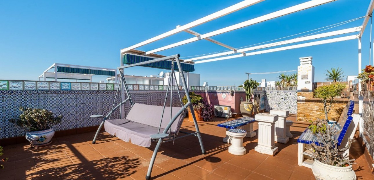 Sale - Apartment / flat -
Orihuela Costa - Playa Flamenca