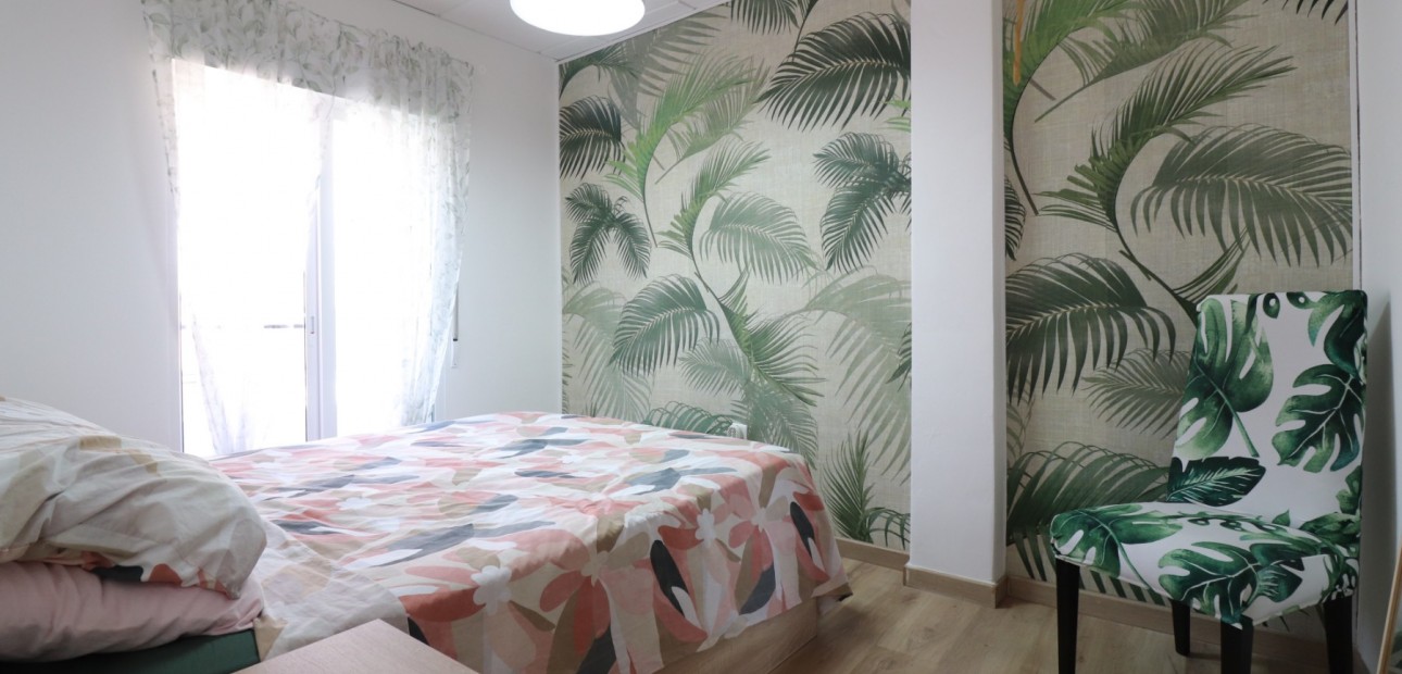 Sale - Apartment / flat -
Los Nietos - Los Nietos - Town