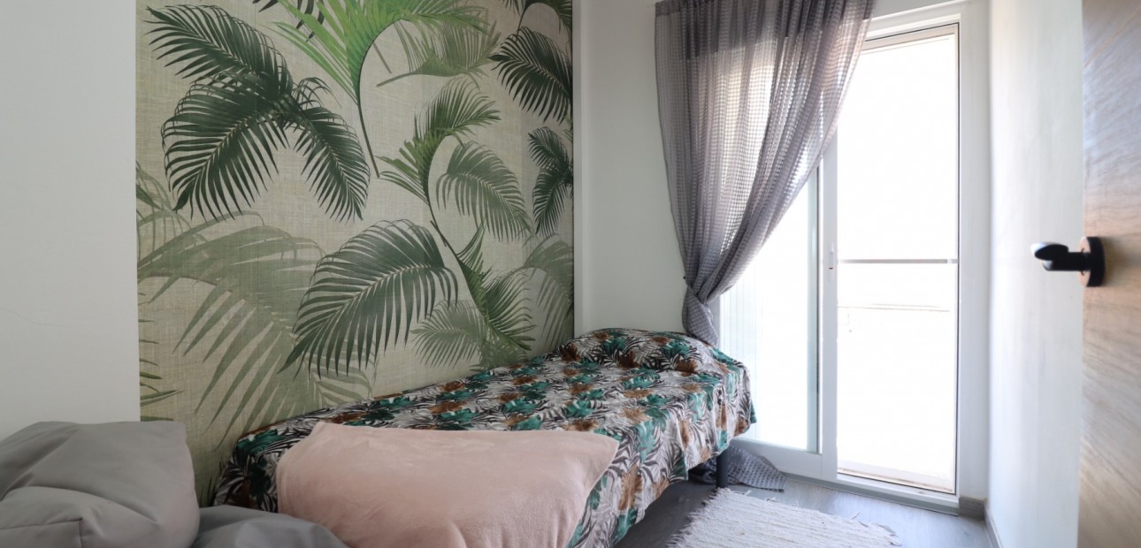 Sale - Apartment / flat -
Los Nietos - Los Nietos - Town