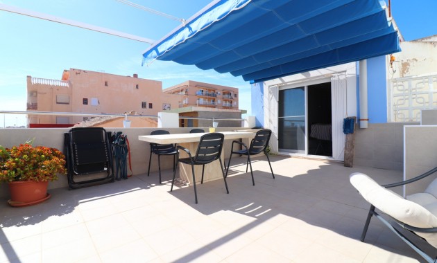 Sale - Apartment / flat -
Los Nietos - Los Nietos - Town