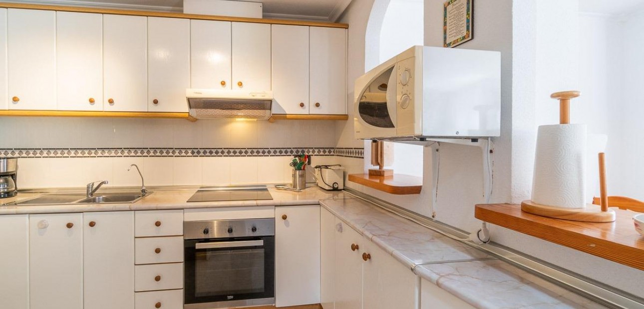 Sale - Villa -
Orihuela Costa - Playa Flamenca