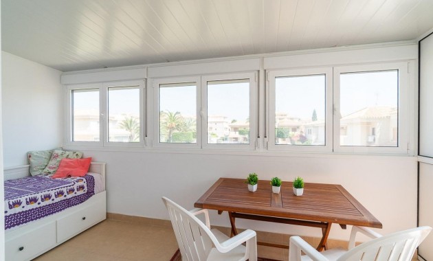 Sale - Villa -
Orihuela Costa - Playa Flamenca