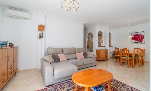 Sale - Villa -
Orihuela Costa - Playa Flamenca