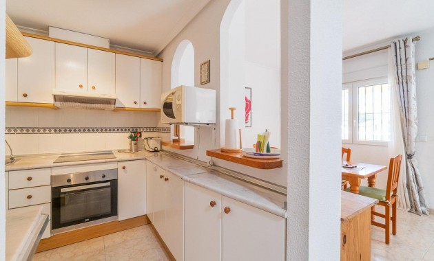 Sale - Villa -
Orihuela Costa - Playa Flamenca