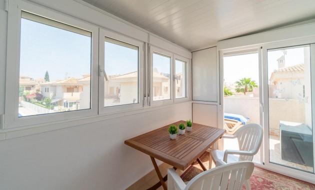 Sale - Villa -
Orihuela Costa - Playa Flamenca