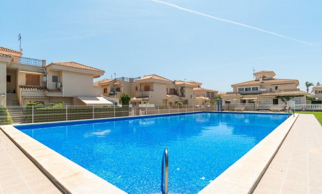 Sale - Villa -
Orihuela Costa - Playa Flamenca