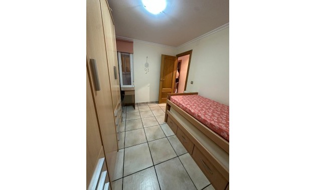Venta - Apartamento / piso -
Torrevieja - La Mata pueblo