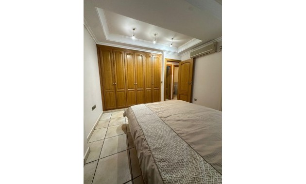 Venta - Apartamento / piso -
Torrevieja - La Mata pueblo