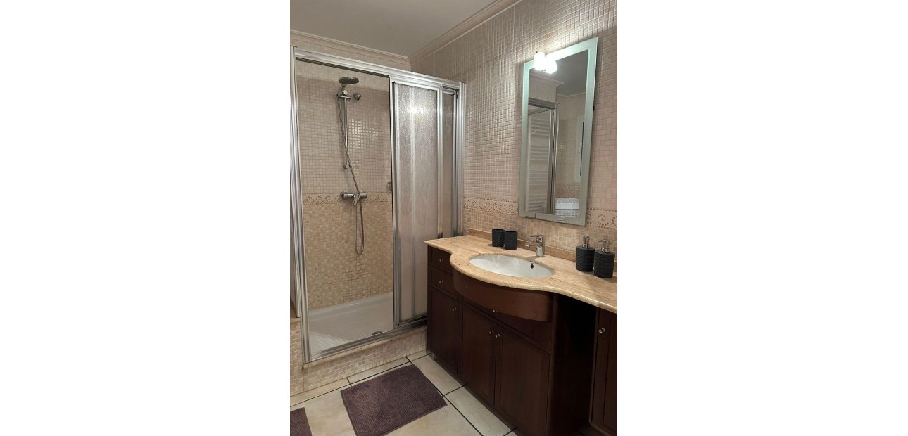 Venta - Apartamento / piso -
Torrevieja - La Mata pueblo