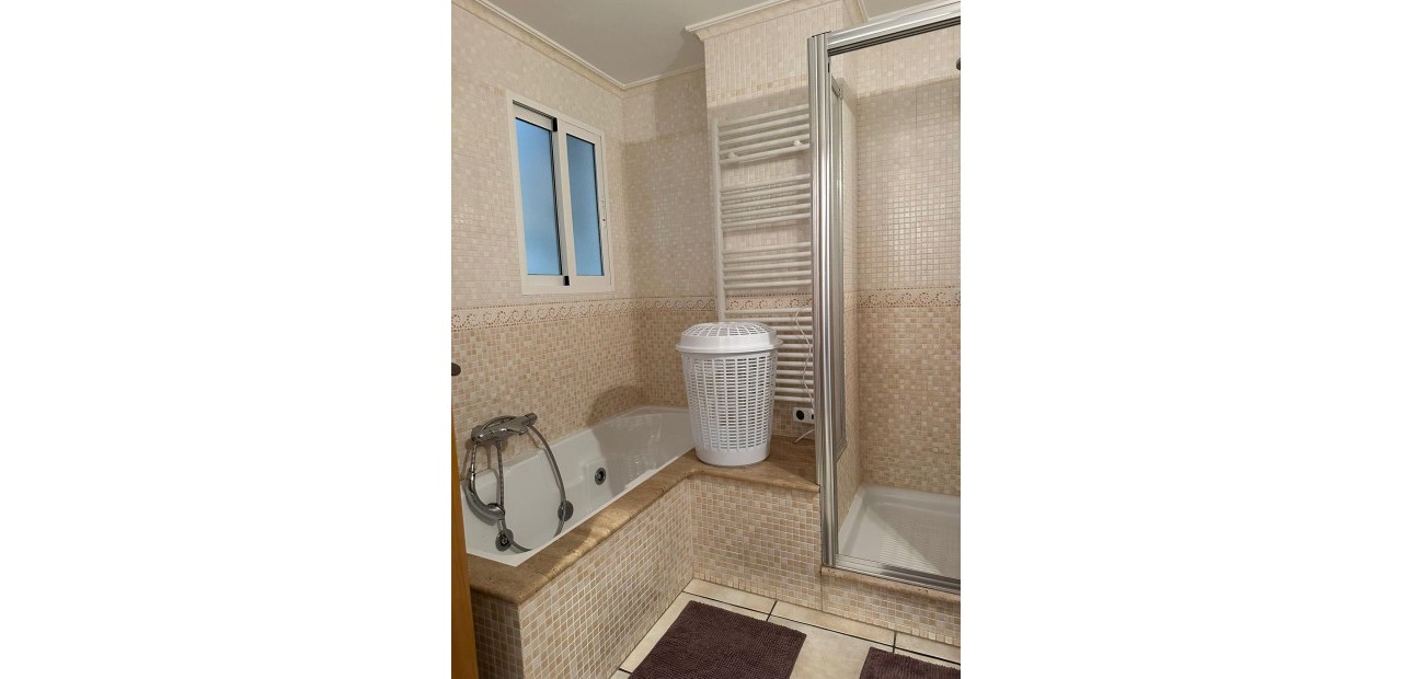 Venta - Apartamento / piso -
Torrevieja - La Mata pueblo