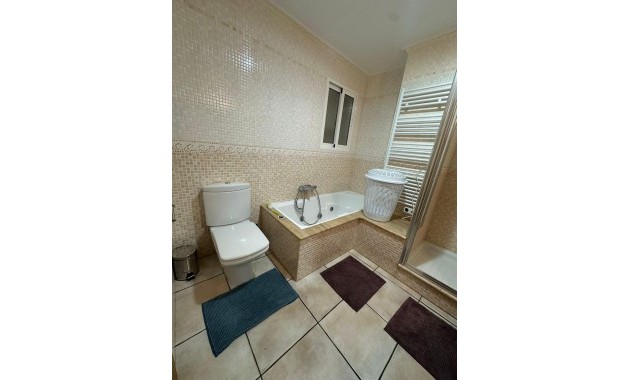 Venta - Apartamento / piso -
Torrevieja - La Mata pueblo