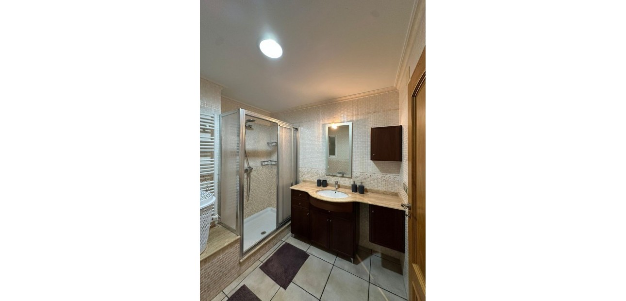 Venta - Apartamento / piso -
Torrevieja - La Mata pueblo