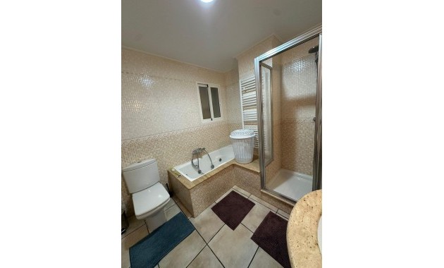 Venta - Apartamento / piso -
Torrevieja - La Mata pueblo