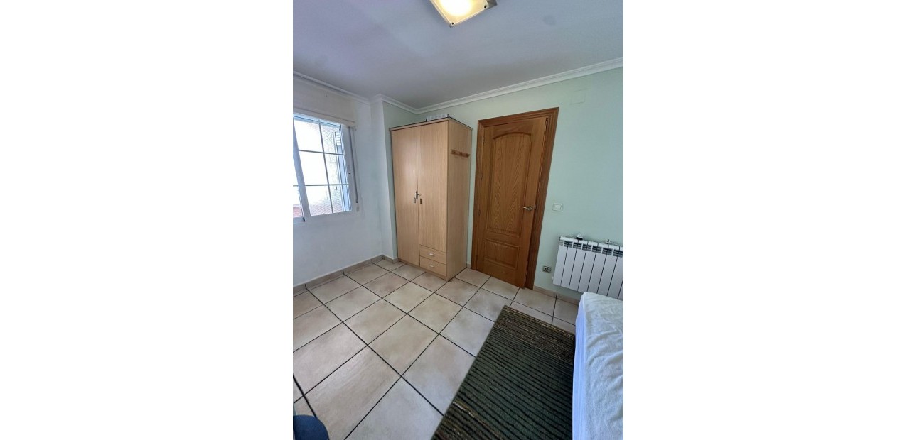 Venta - Apartamento / piso -
Torrevieja - La Mata pueblo