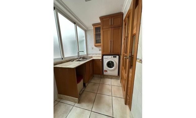 Venta - Apartamento / piso -
Torrevieja - La Mata pueblo