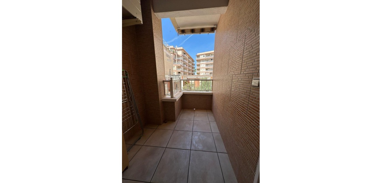 Venta - Apartamento / piso -
Torrevieja - La Mata pueblo