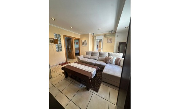 Venta - Apartamento / piso -
Torrevieja - La Mata pueblo
