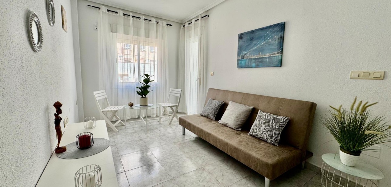 Venta - Apartamento / piso -
Torrevieja - torrevieja