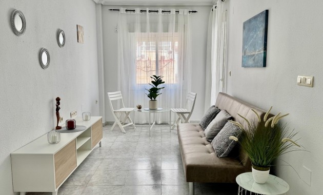 Venta - Apartamento / piso -
Torrevieja - torrevieja