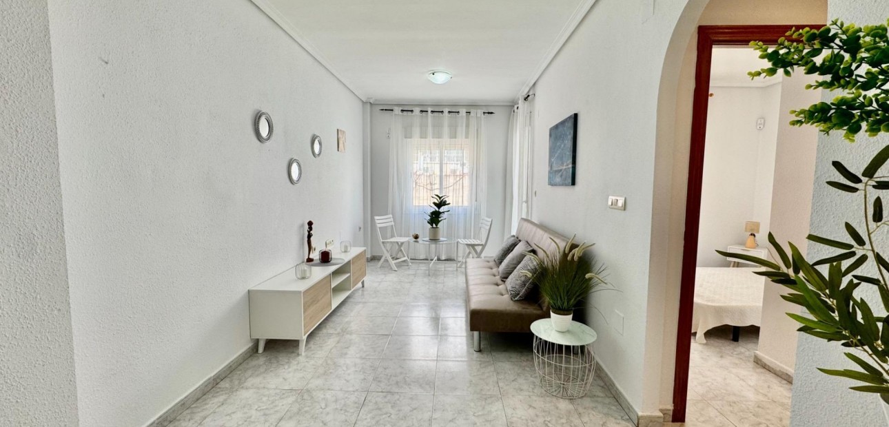 Venta - Apartamento / piso -
Torrevieja - torrevieja