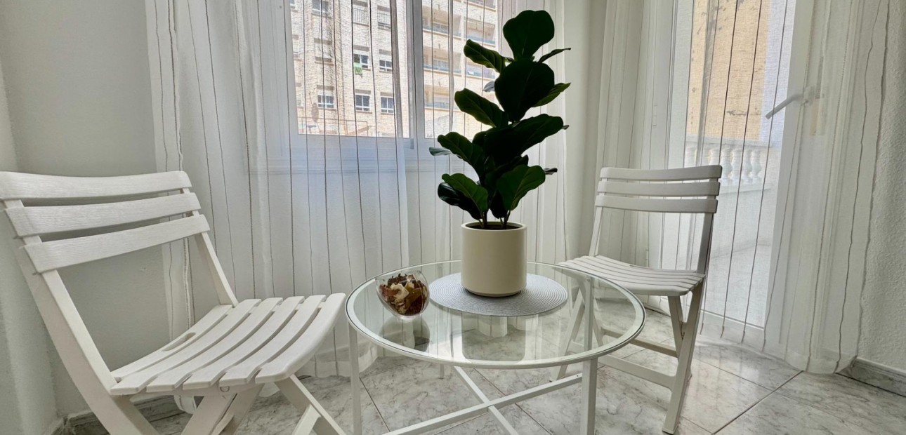 Venta - Apartamento / piso -
Torrevieja - torrevieja