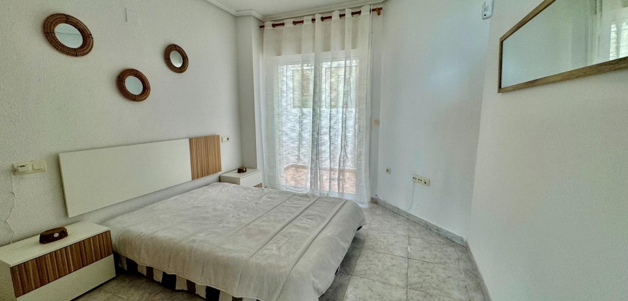 Venta - Apartamento / piso -
Torrevieja - torrevieja