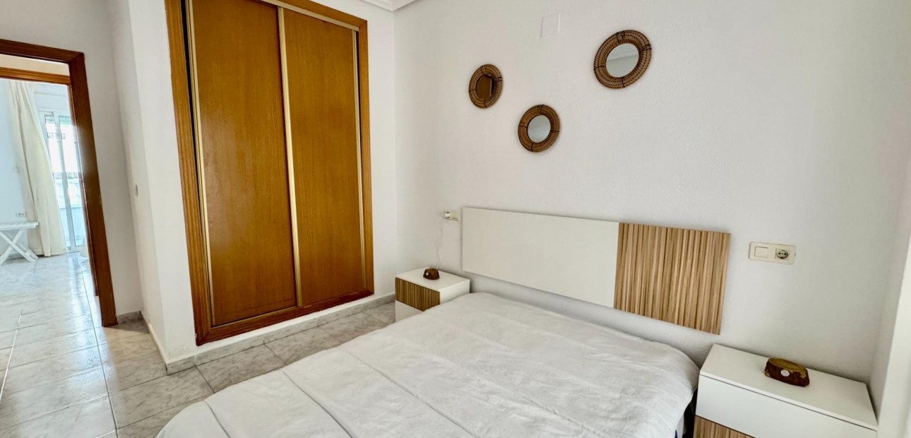 Venta - Apartamento / piso -
Torrevieja - torrevieja
