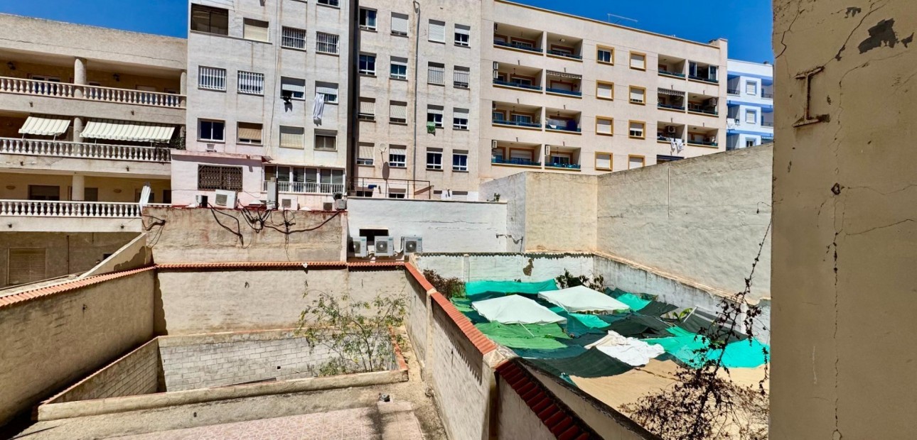 Venta - Apartamento / piso -
Torrevieja - torrevieja