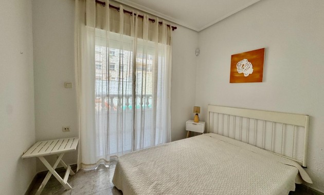 Venta - Apartamento / piso -
Torrevieja - torrevieja